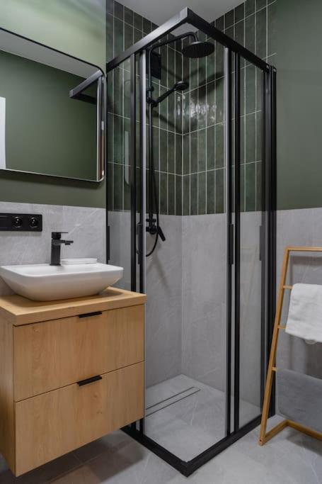 Warsaw Concierge Niska Apartment Bagian luar foto