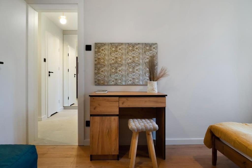 Warsaw Concierge Niska Apartment Bagian luar foto