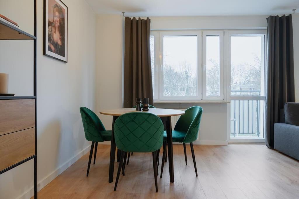 Warsaw Concierge Niska Apartment Bagian luar foto